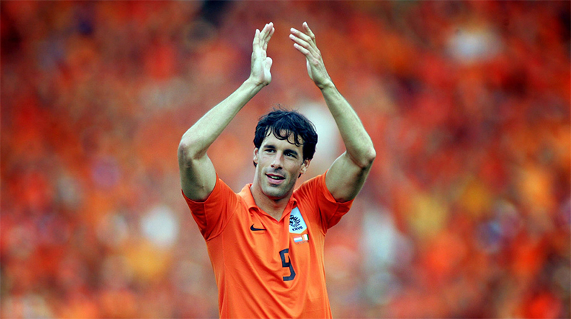 cau-thu-ghi-nhieu-ban-nhat-lich-su-euro-ruud-nistelrooy