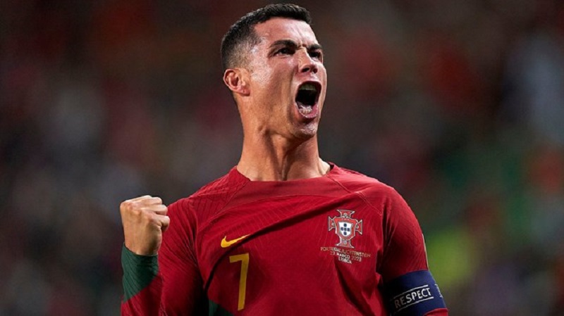 Ronaldo – người đưa tôi đến với bóng đá