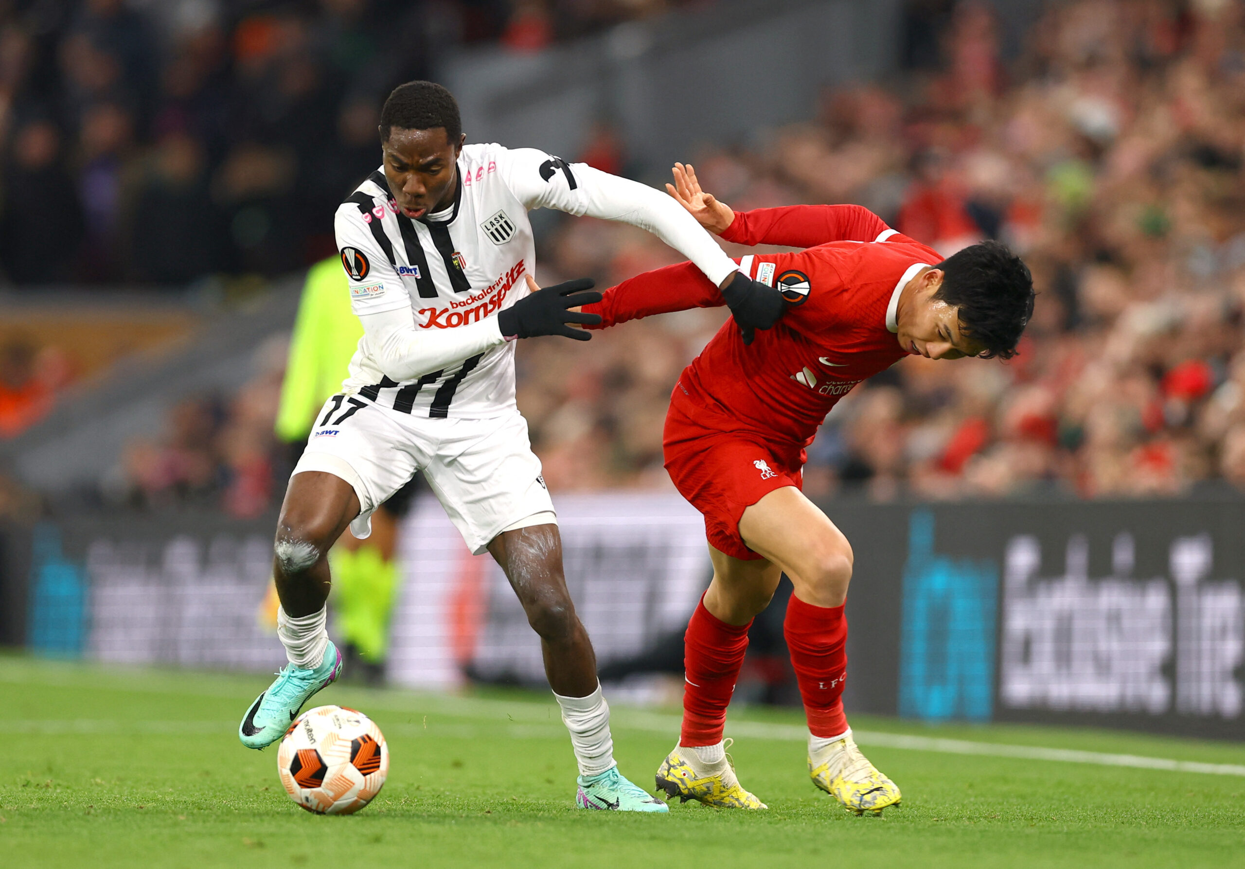 Liverpool vs LASK Linz (03:00 &#8211; 01/12) | Xem lại trận đấu