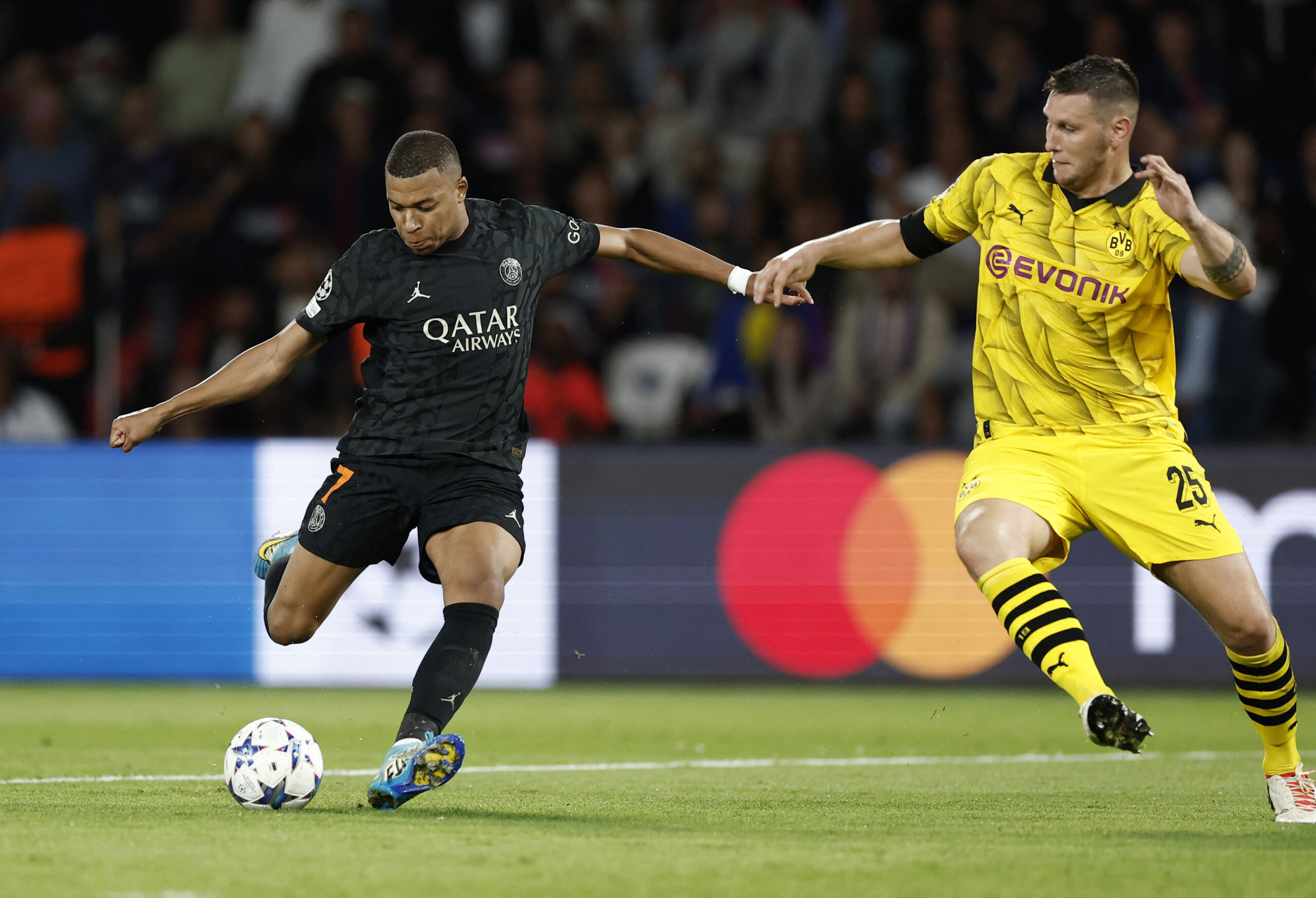 Dortmund vs PSG (03:00 &#8211; 14/12) | Xem lại trận đấu