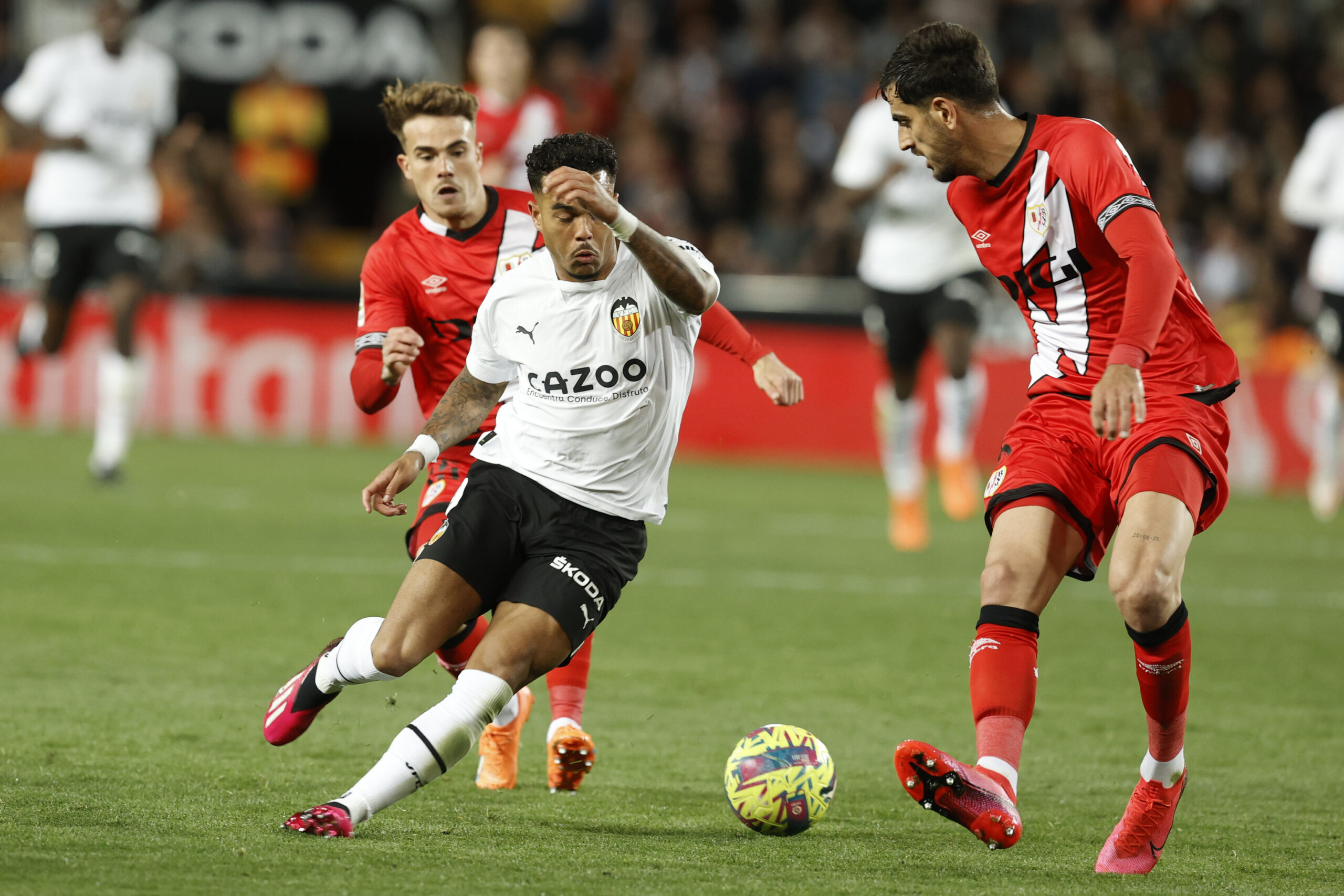 Rayo Vallecano vs Valencia (01:00 &#8211; 20/12) | Xem lại trận đấu