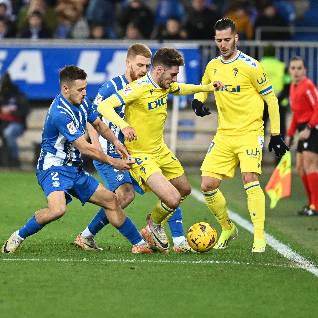 Alaves vs Cadiz (03:00 &#8211; 20/01) | Xem lại trận đấu