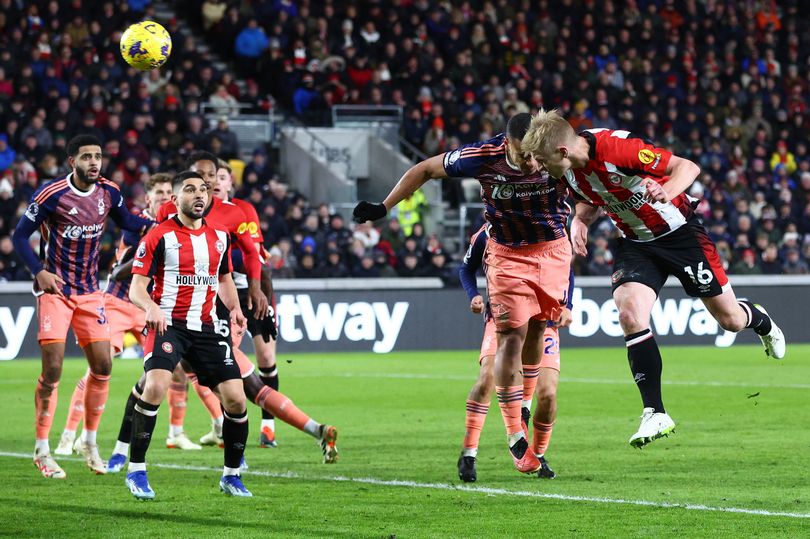 Brentford vs Nottingham Forest (00:30 &#8211; 21/01) | Xem lại trận đấu