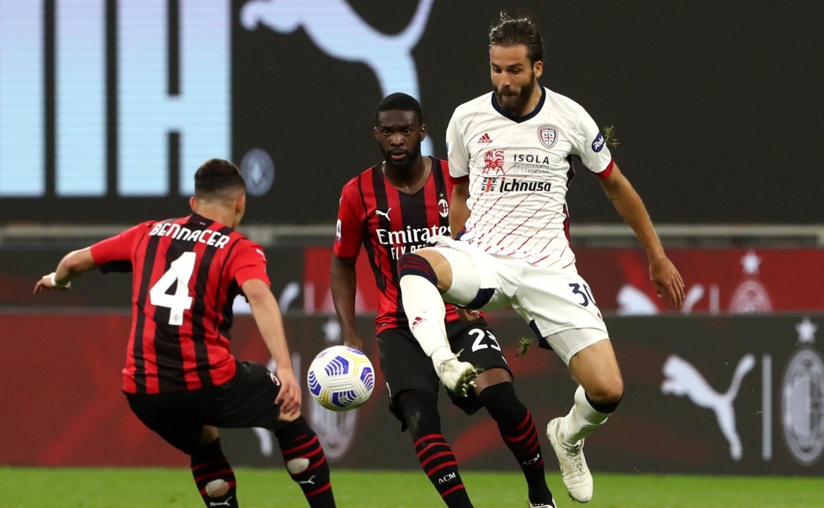 AC Milan vs Cagliari (03:00 &#8211; 03/01) | Xem lại trận đấu