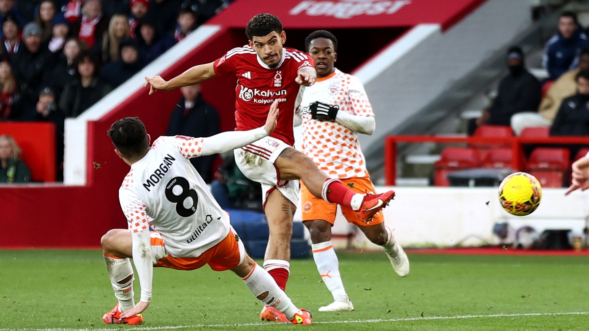 Nottingham Forest vs Blackpool (21:00 &#8211; 07/01) | Xem lại trận đấu