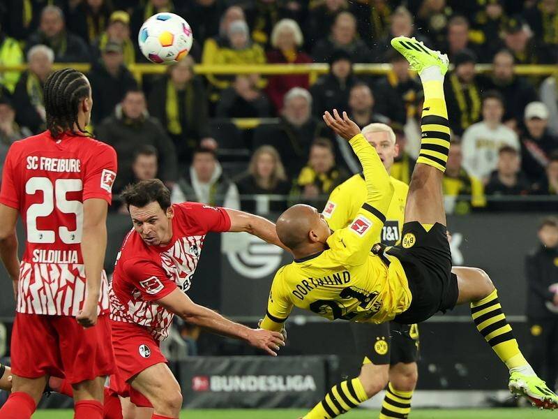 Dortmund vs SC Freiburg (02:30 &#8211; 10/02) | Xem lại trận đấu