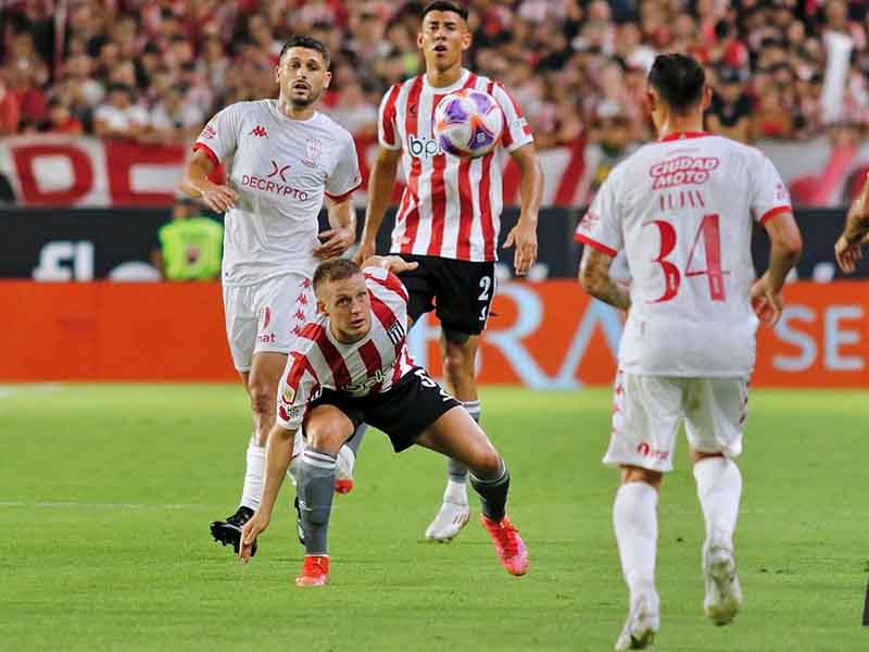 Nhận định soi kèo Estudiantes vs Union lúc 03h15 ngày 22/7/2024