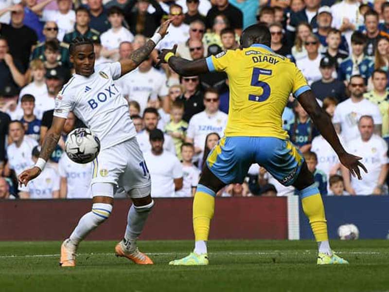 Nhận định soi kèo Sheffield Wed vs Leeds lúc 02h00 ngày 24/8/2024